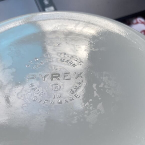 Pyrex Handled Bowl 474 B Round Verde Glass 1 1/2 Qt Kitchen Vintage Green Floral - Picture 7 of 8